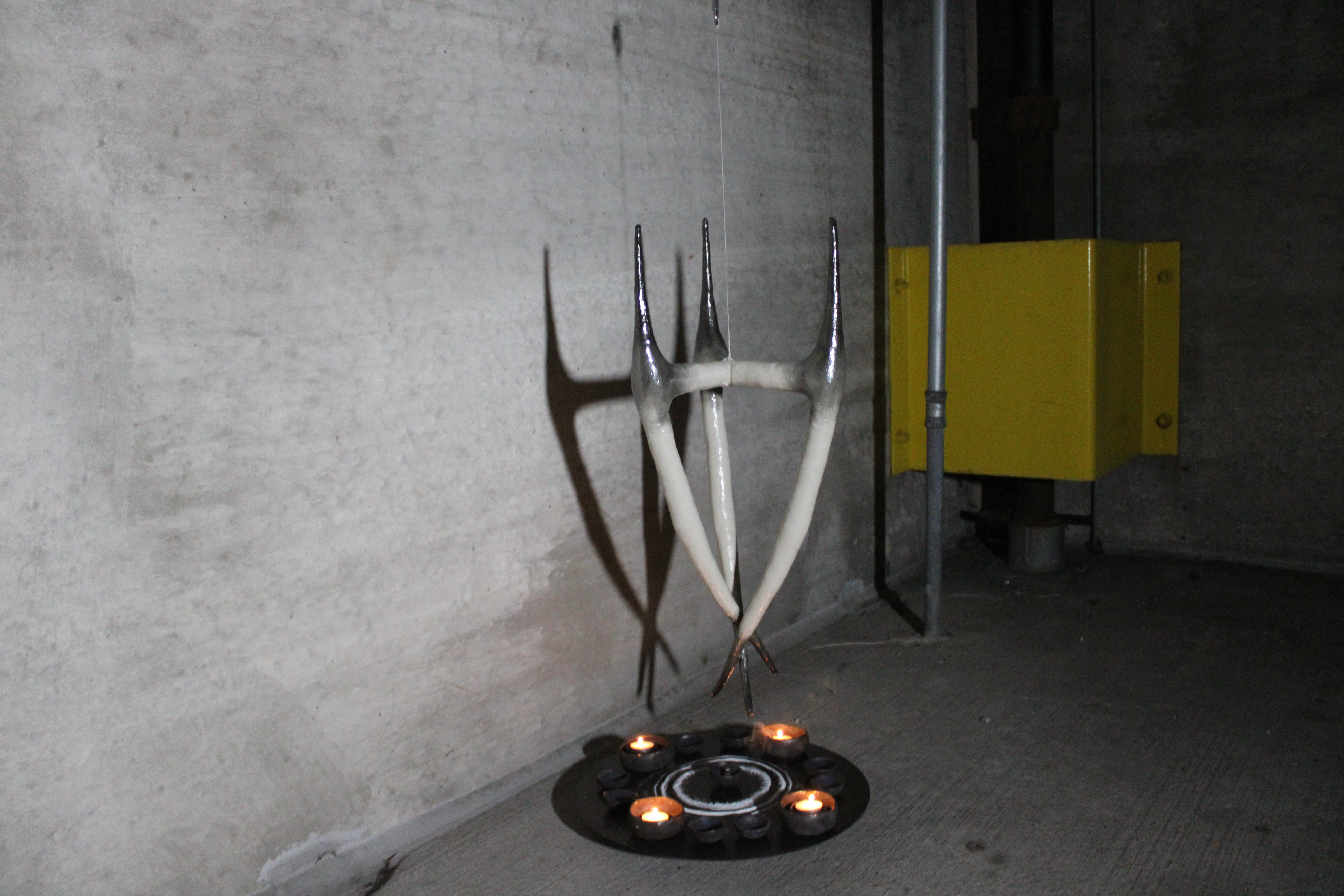 exhibition by artist aemonnia at solo show online