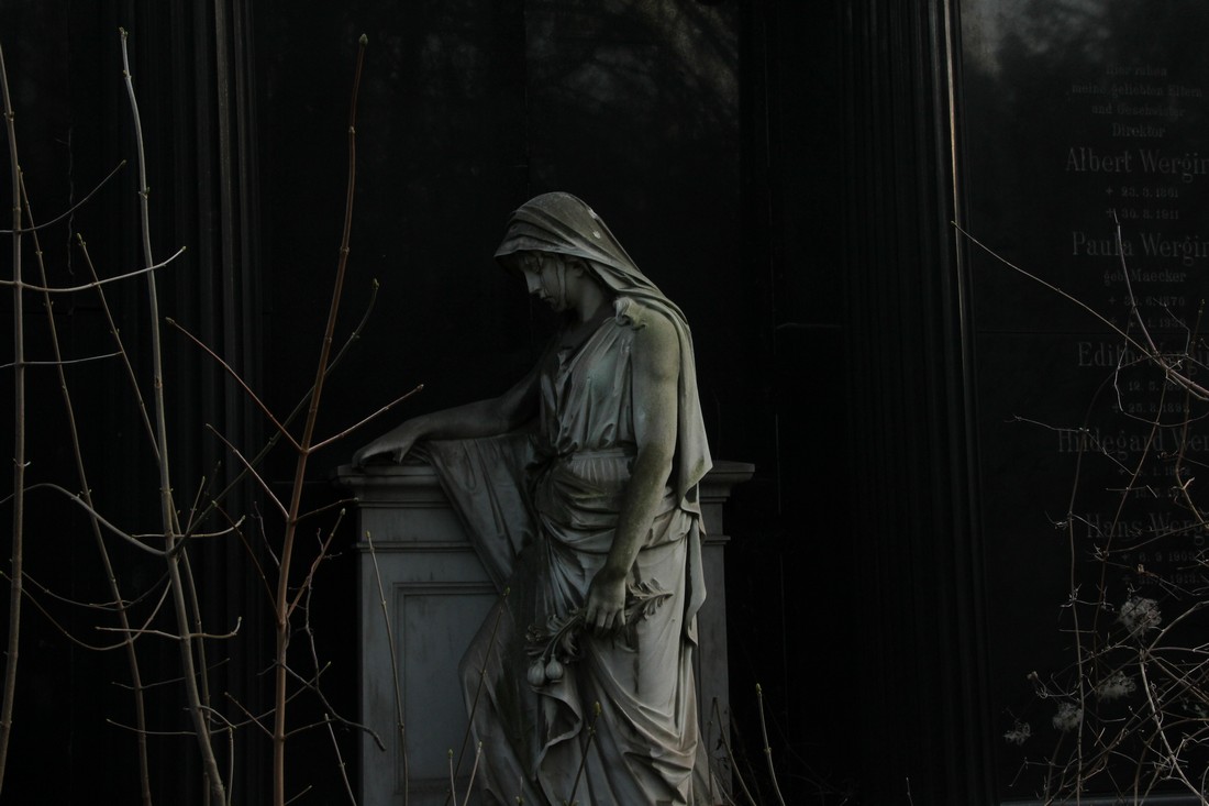 exhibition by Bernice Nauta and Isabel Cavenecia at solo show online