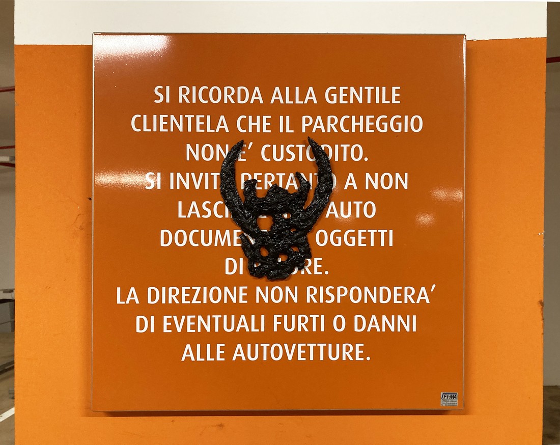 exhibition by artist dissen and giorgia at solo show online