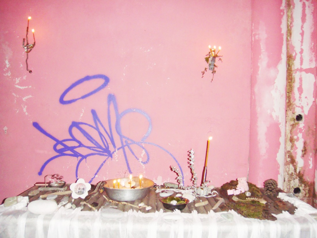 exhibition by kseniya khlopina + olya stolovaya at solo show online