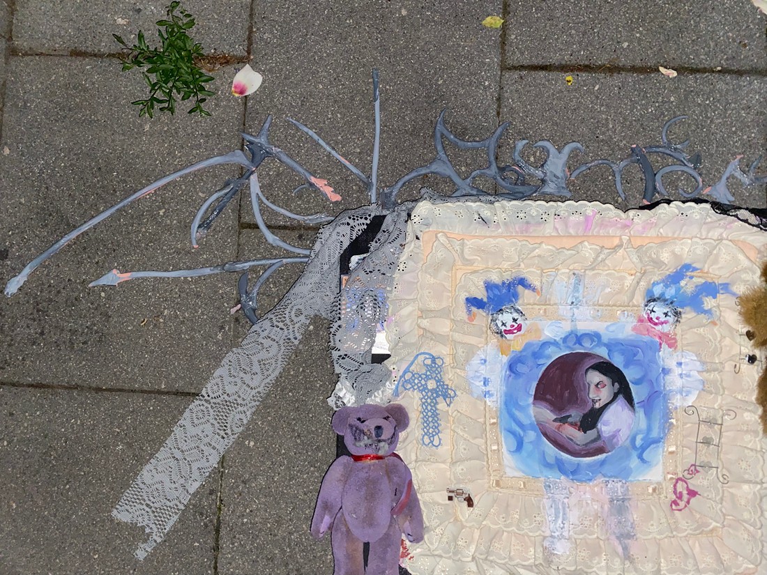 exhibition by artist aemonnia at solo show online