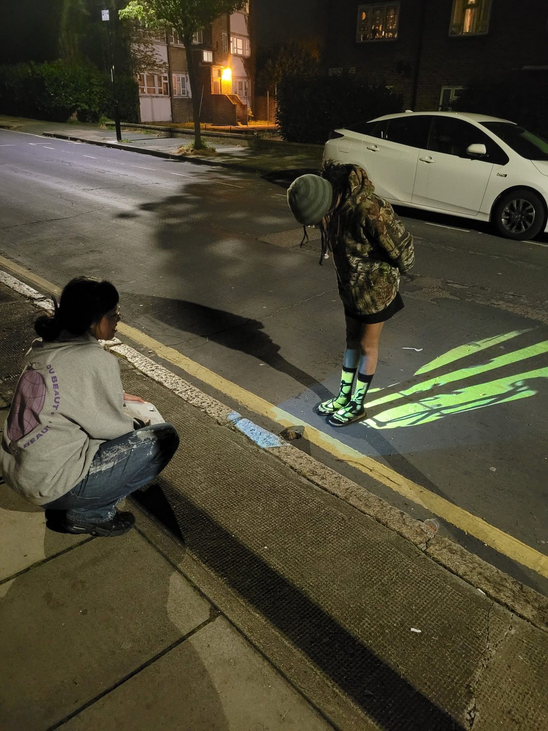 exhibition by artist ivy and giorgia at solo show online