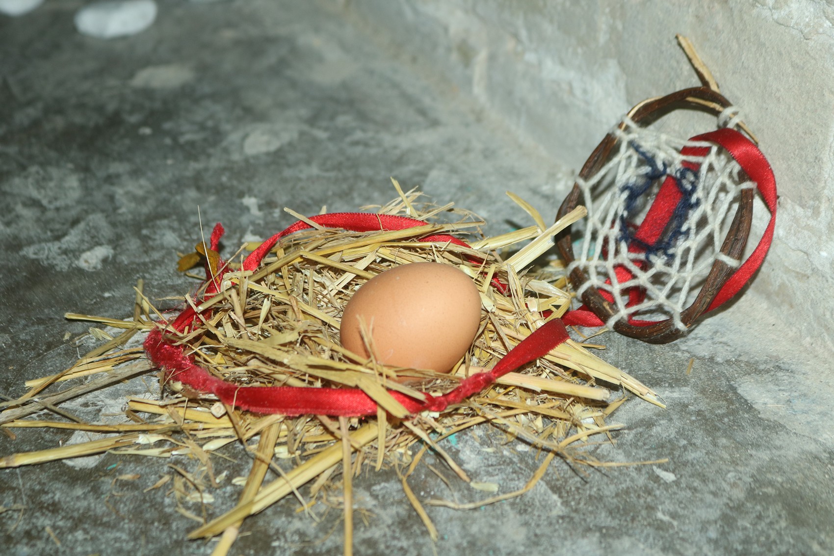 NEO-FOLK-LORE at solo show online