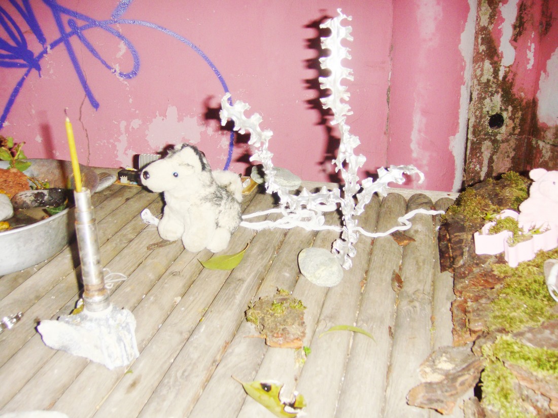 exhibition by kseniya khlopina + olya stolovaya at solo show online