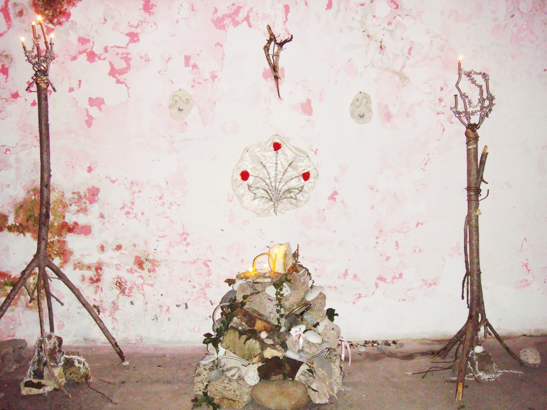 exhibition by kseniya khlopina + olya stolovaya at solo show online