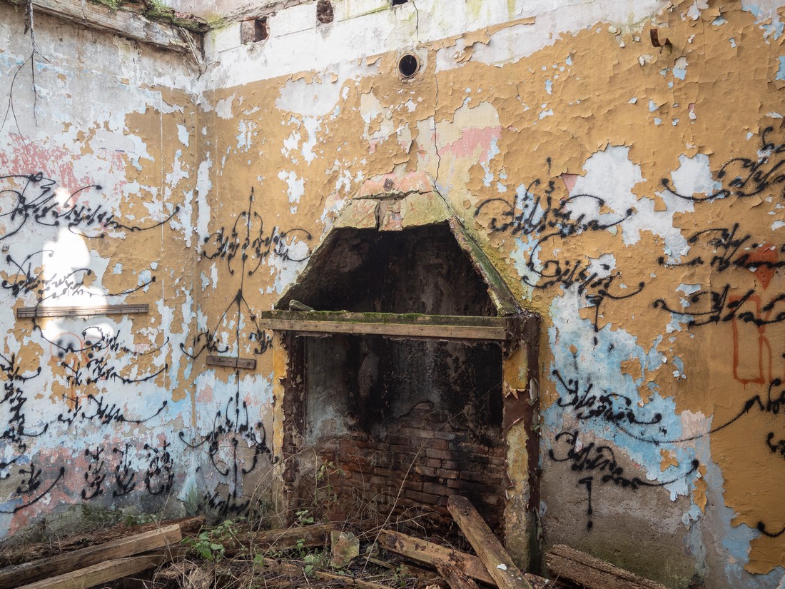 exhibition by pysellino at solo show online