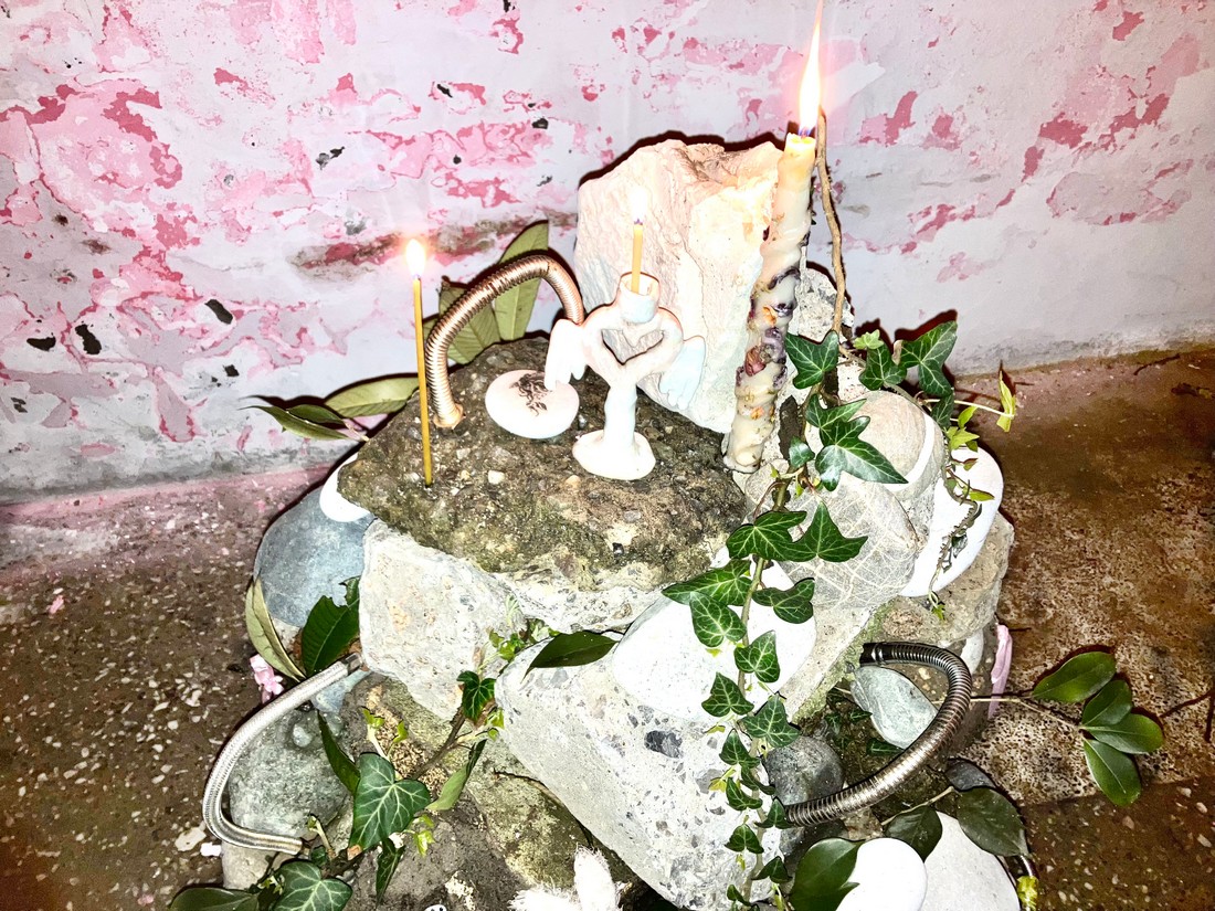 exhibition by kseniya khlopina + olya stolovaya at solo show online