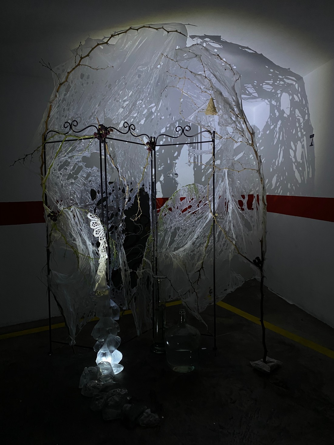 exhibition by artist zirtkir and giorgia at solo show online