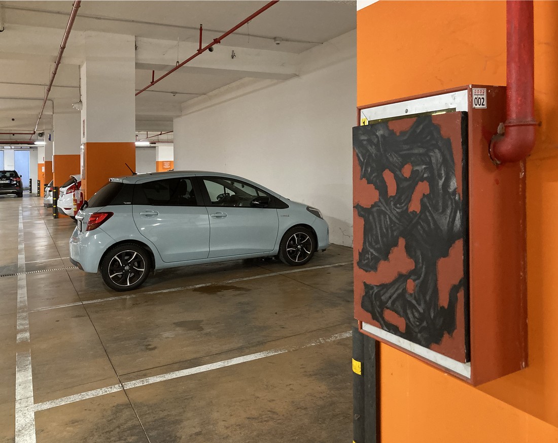 exhibition by artist dissen and giorgia at solo show online