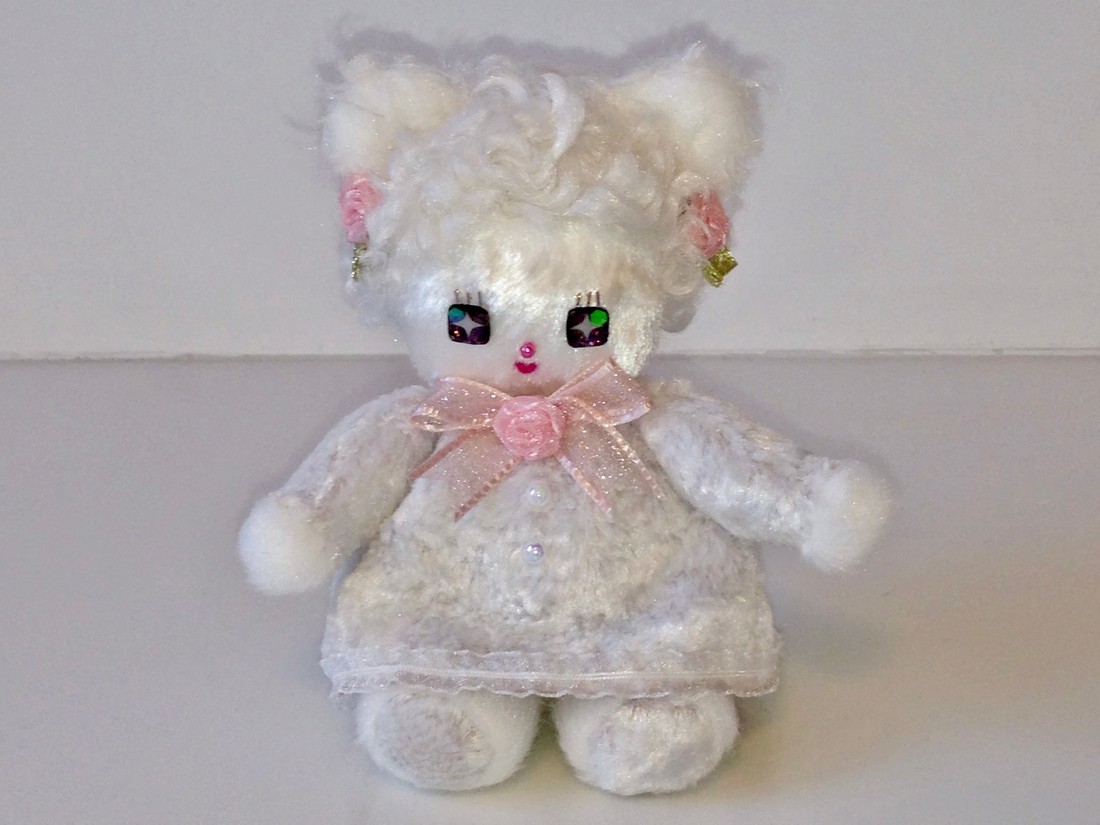 portfolio of gagalalala at solo show online