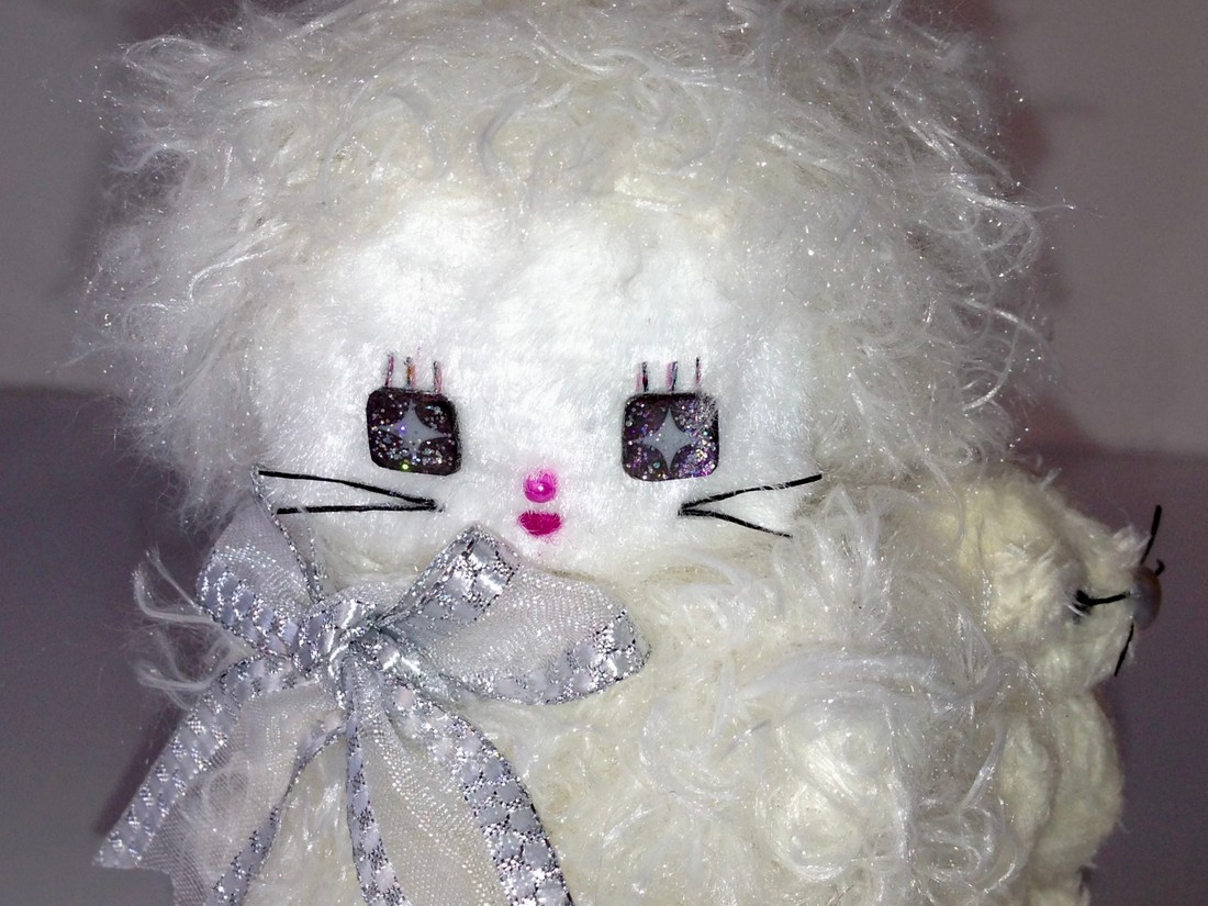 portfolio of gagalalala at solo show online