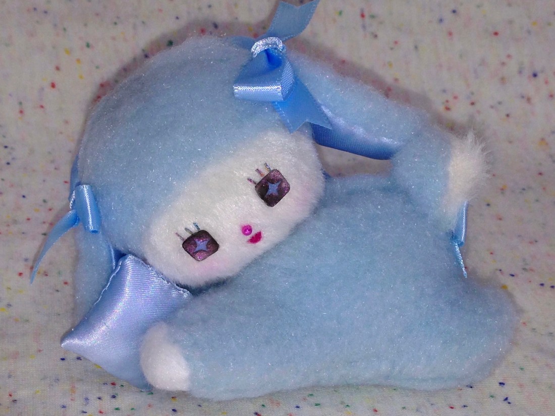 portfolio of gagalalala at solo show online