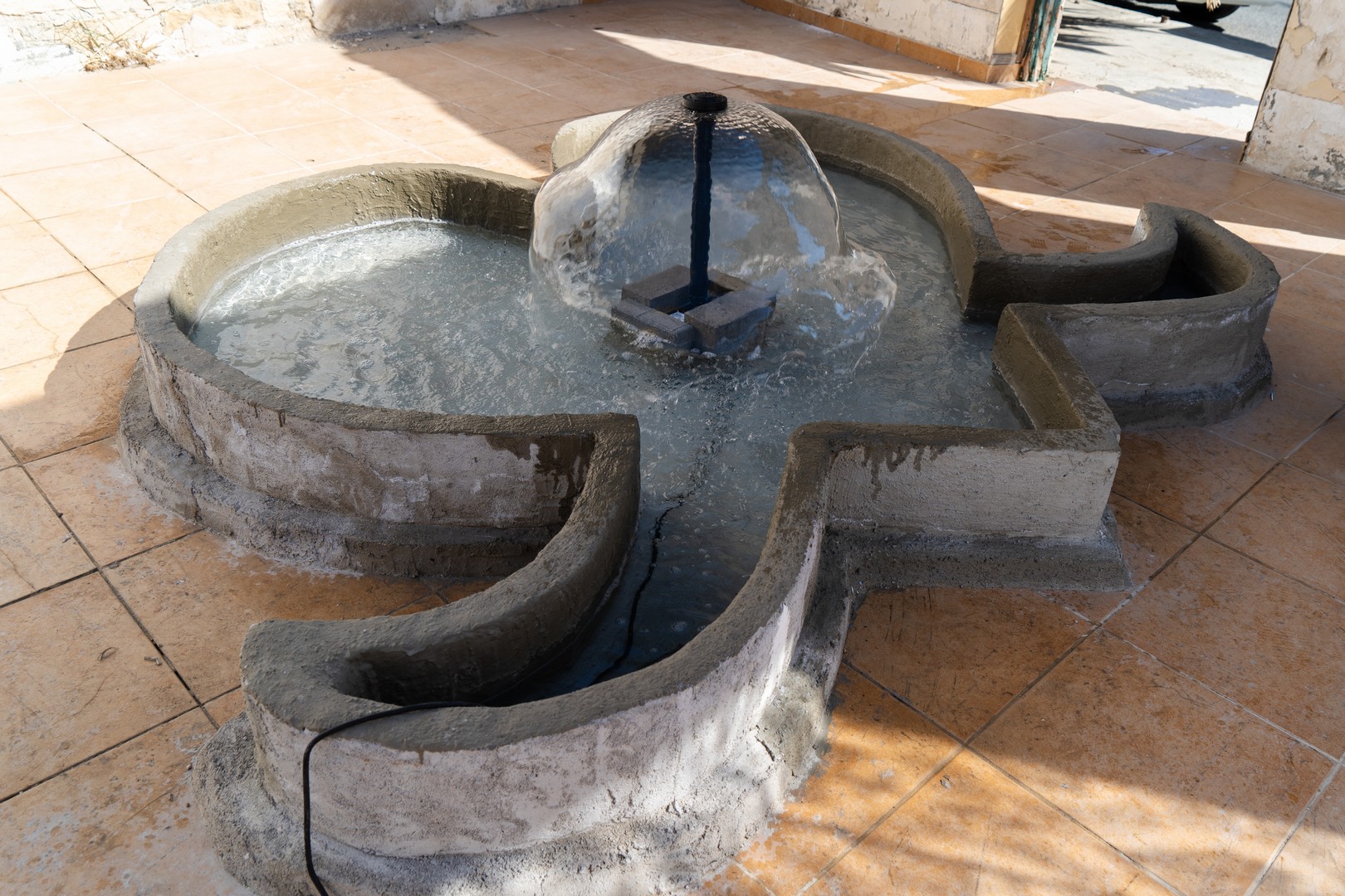 exhibition by concrete affection at solo show online