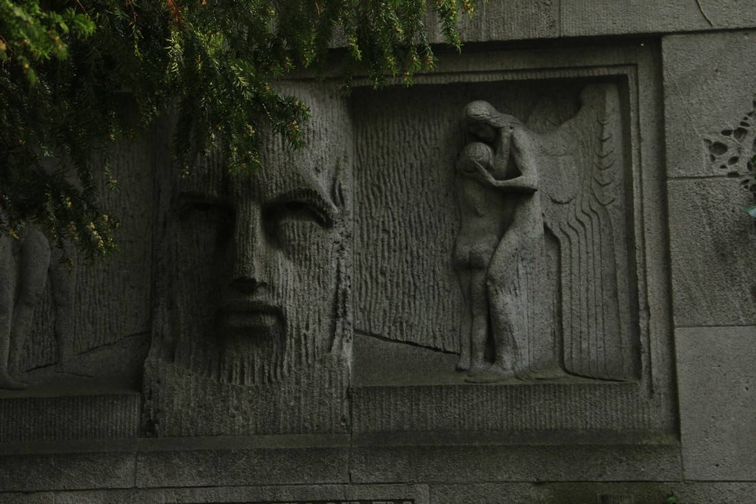 exhibition by Bernice Nauta and Isabel Cavenecia at solo show online