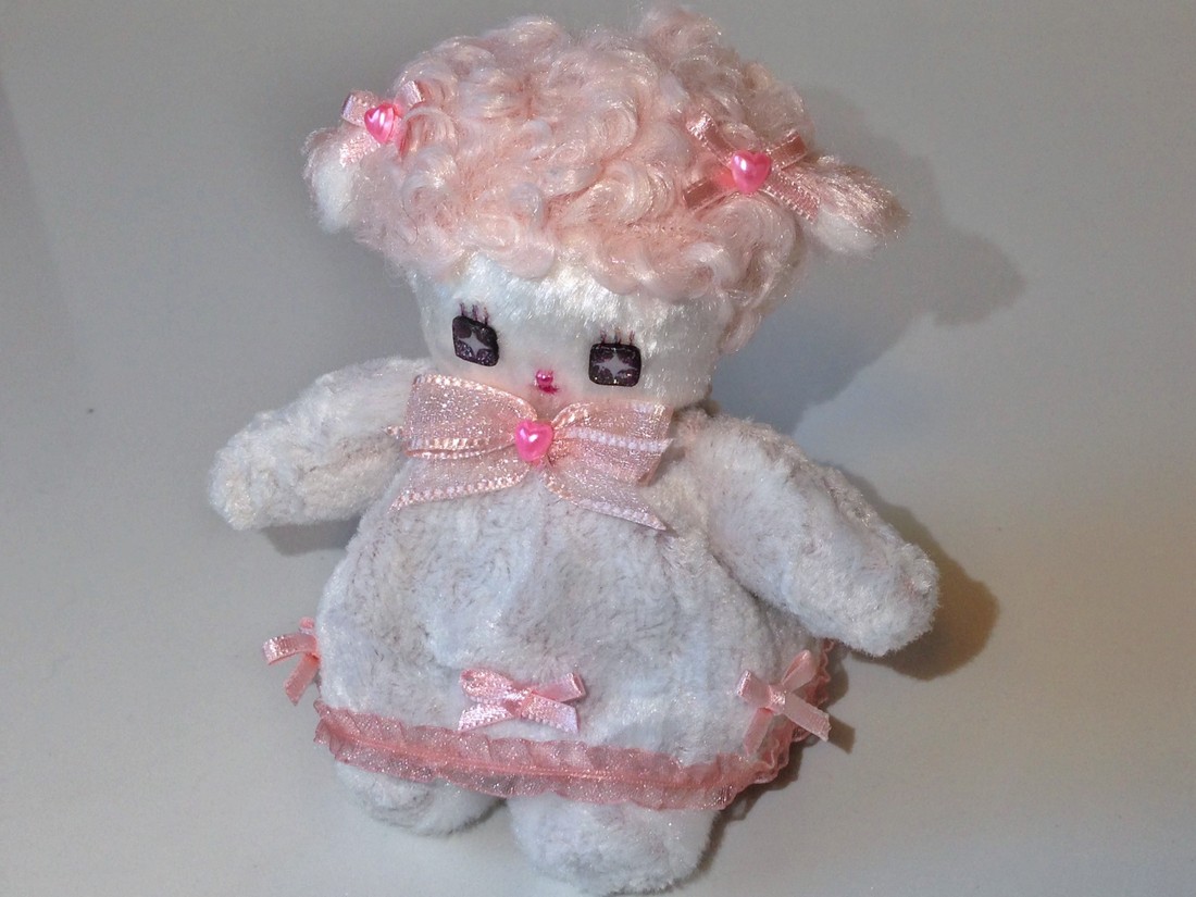 portfolio of gagalalala at solo show online