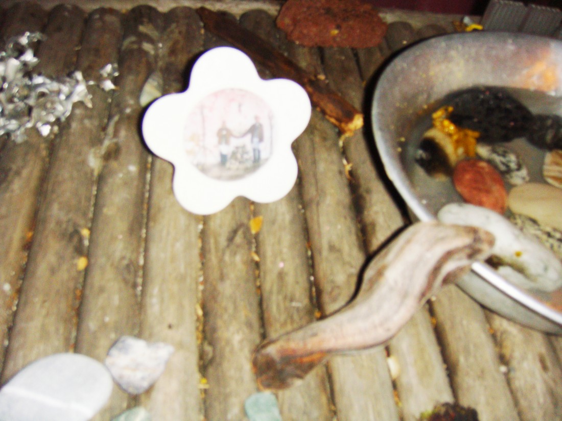 exhibition by kseniya khlopina + olya stolovaya at solo show online