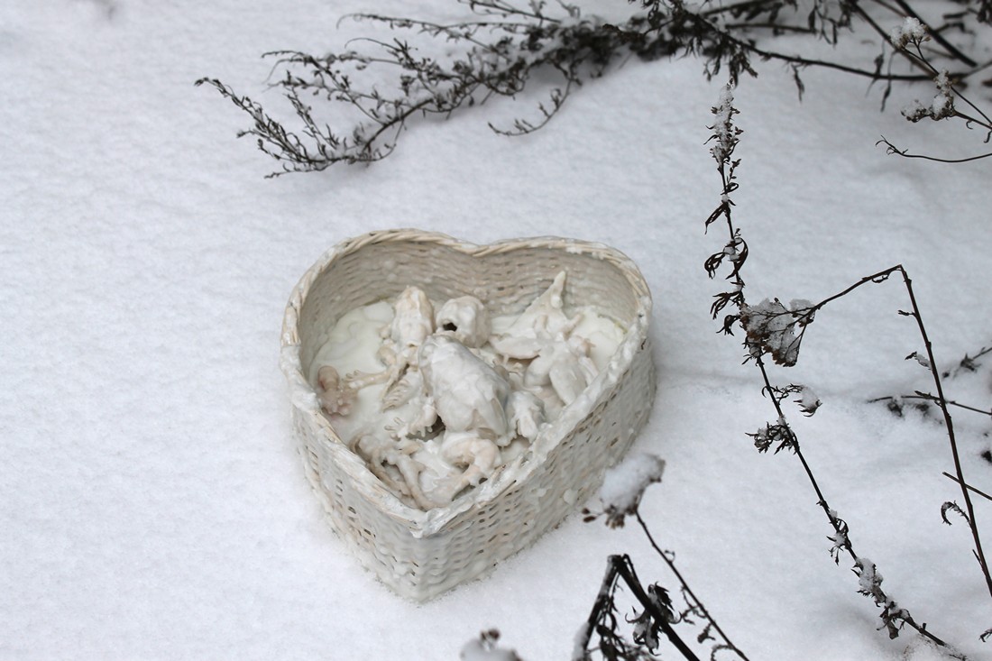 exhibition by artist sara blosseville at solo show online